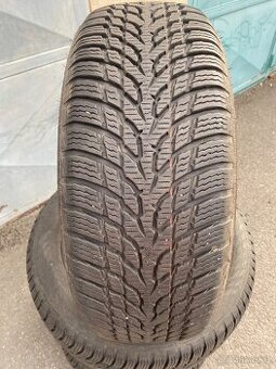 Zimní pneu 205/55/16 Nokian