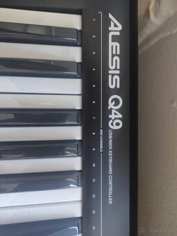 Alesis Q49 MIDI klavesy - TOP STAV RYCHLÝ PRODEJ