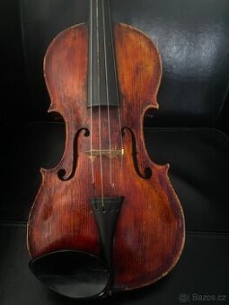 Staré housle Jacobus Stainer 4/4 řežbovaná hlava