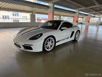 Porsche cayman 718