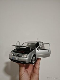 Model golf 4 gti