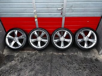 Original ALU kola Audi 19" 8,5J ET32 letní pneu 235/35/R19