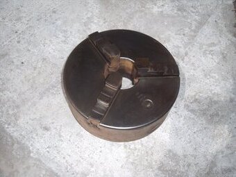 Univerzální sklíčidlo 250mm. Elektromotor