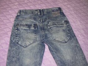 dívčí džíny vel. 140