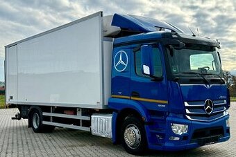 Mercedes-Benz 1836 - chladící skříň s hydraulickým čelem