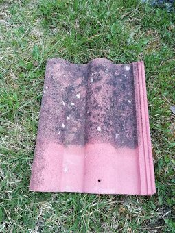 Střešní tašky beton