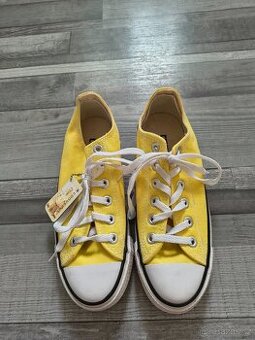 Tenisky Converse, nové, velikost 35