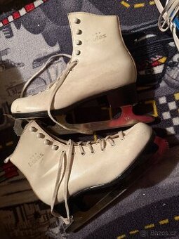 Ledni brusle damske vel 38