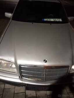 Mercedes,w202 ,2.2cdi.92kw.na díly.