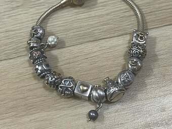 pandora koralky se zlatem