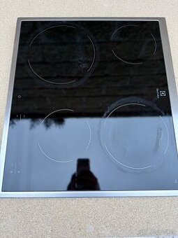 Vestavná sklokeramická deska electrolux