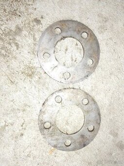 Kovové podložky 5x100 tloušťka  5mm