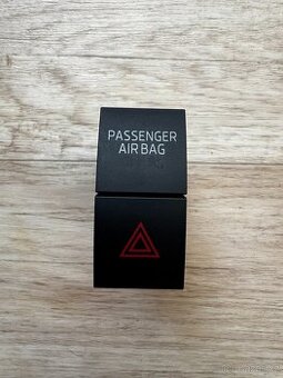 Tlačítko výstražná světla Škoda Rapid