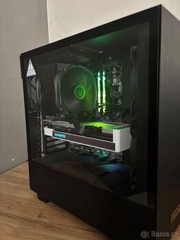 Ryzen 5700x, RTX 3070Ti , 32GB, 1TB