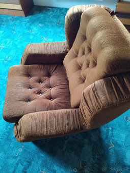 Křeslo - lehké a pohodlné