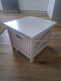 Prodám nocni stolek