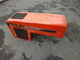 Zetor 6320. 6340. Kapotáž