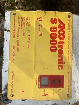 OHRADNÍKOVÝ ZDROJ AKO tronic S9000