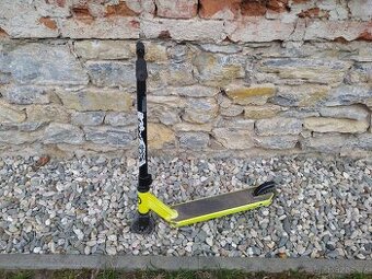 Koloběžka freestylová Oxelo MF100