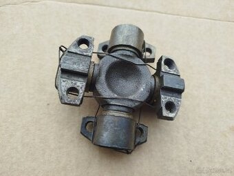 Kříž kardanu škoda Octavia Felicia Spartak sedan NEJETÝ