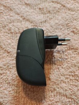 Nabíječka AA a AAA tužkových baterií