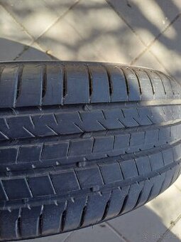 225/55 R19