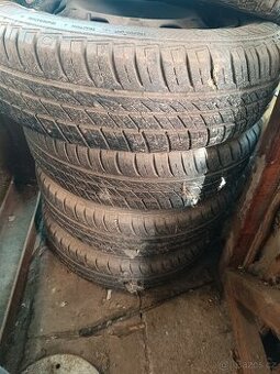 Škoda Fabia 1 pěkná kola 165/70R14