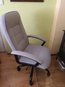 Kancelářská židle SKODSBORG (šedá)