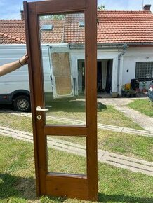 Dřevěné balkonové dveře