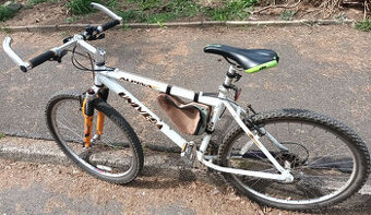 Horkse kolo Alpina Univega 700