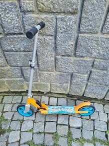 Prodám skládací koloběžku Mimoni kola 200 mm - 1
