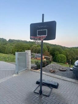 Basketbalový koš