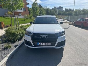 Q7