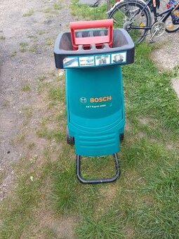 Bosch drtička větví