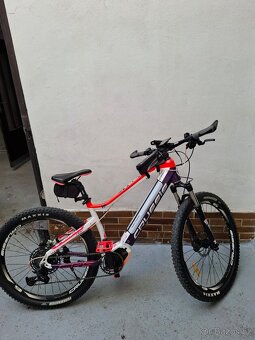 Elektrokolo Crussis E - Guera