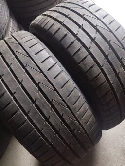 2 LETNÍ HANKOOK 225/50 R17 - PĚKNÉ