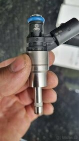 vstřiky 2.0 fsi originální díl skoda ,audi,Volkswagen