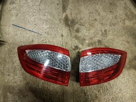 Ford Mondeo mk4 BA7 L+P zadní světlo