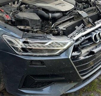 Koupim na audi a7 4k predni svetlo , masku ,