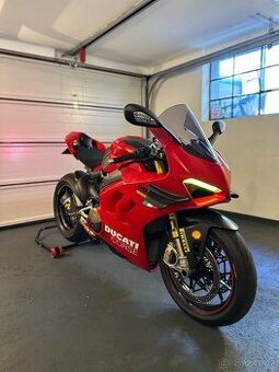 Ducati Panigale V4 S