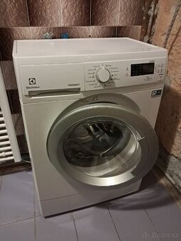 Pračka Electrolux