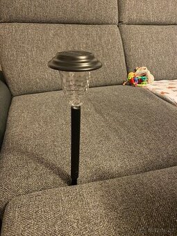Pouliční lampy se solárními panely