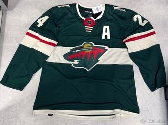 Originální podepsaný NHL dres Matt Dumba – Minnesota Wild