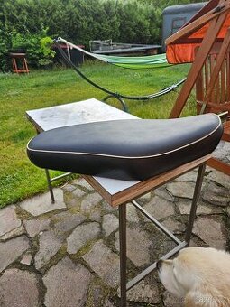 Originální sedlo Kawasaki W650