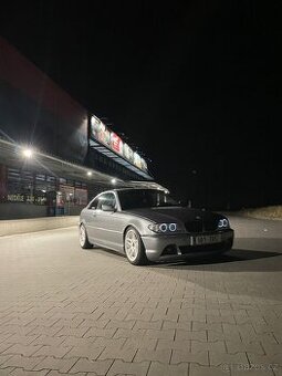 BMW e46 323ci coupe