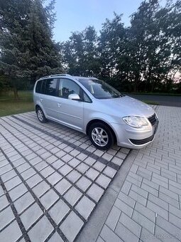 VW Touran 1.9TDI 77kW Digi klimatizace