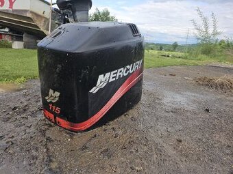 Lodní motor mercury 115 na dily