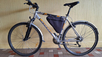 Pánské trekové kolo