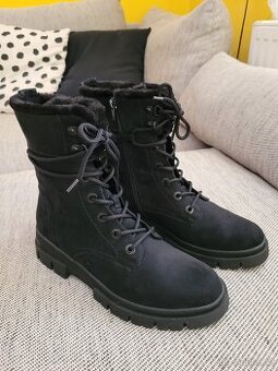 Dámské černé šněrovací boty zn. Esprit, vel. 40