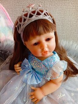 Realistická Reborn panenka modrá princezna